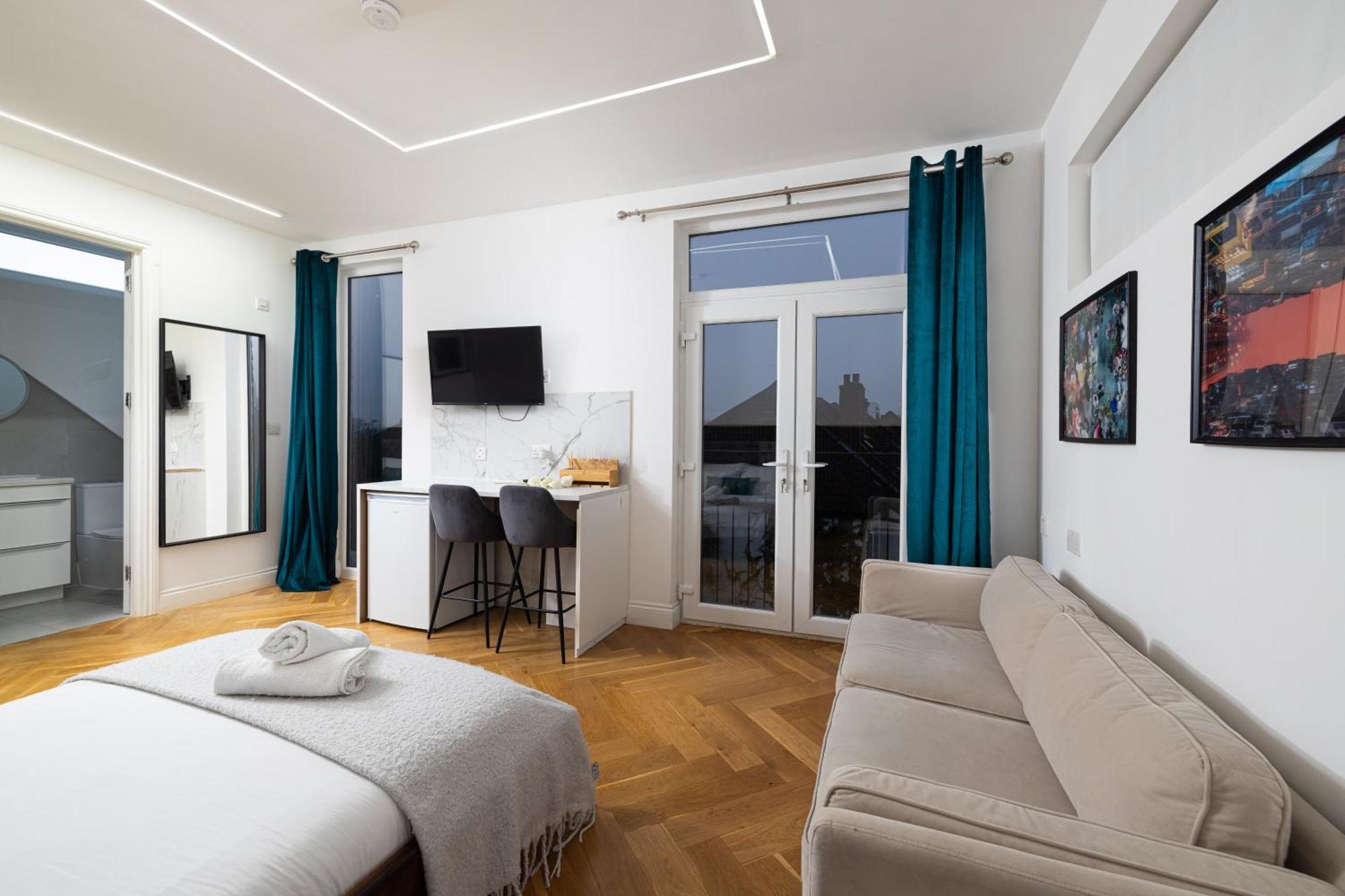 London Studios And Suites Harrow Esterno foto